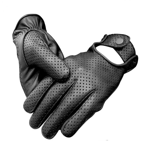 Driving gloves